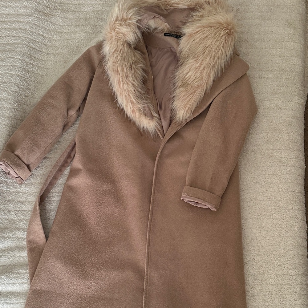 Elegant Tan Faux Fur Collar Coat